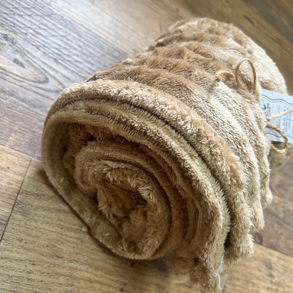 Rustic Rooster Tan Ribbed Plush Lap Blanket Toddler Throw Baby Blanket NEW Soft